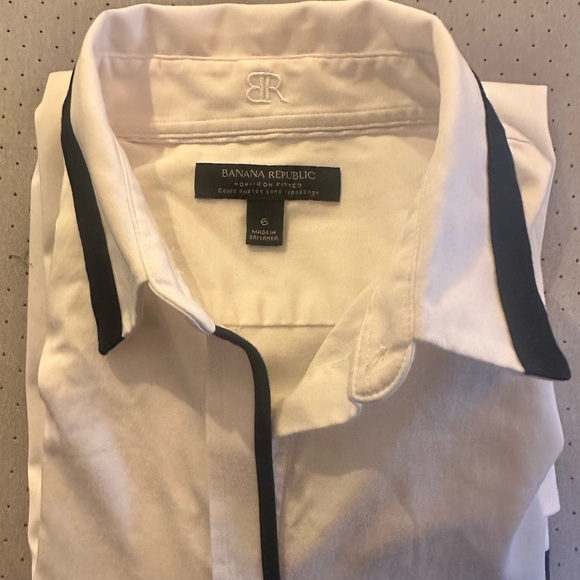 Banana Republic White Button-Down Shirt with Black Trim Size 6 - Picture 6 of 6